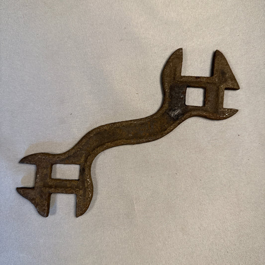 Antique S-Shaped Multi Jaw Buggy Wrench Square Nut Implement Farm Tool