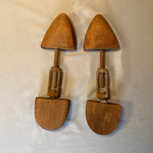 Vintage F&M Adjustable Wooden Shoe Trees Cast Iron Turnbuckle Pair USA
