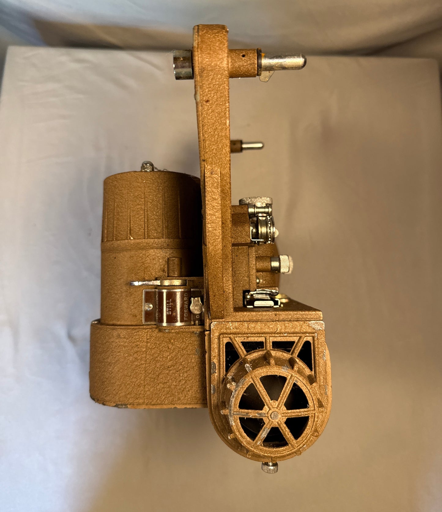 Universal Cinematic P-750 8mm Film Projector Vintage Movie Projector USA
