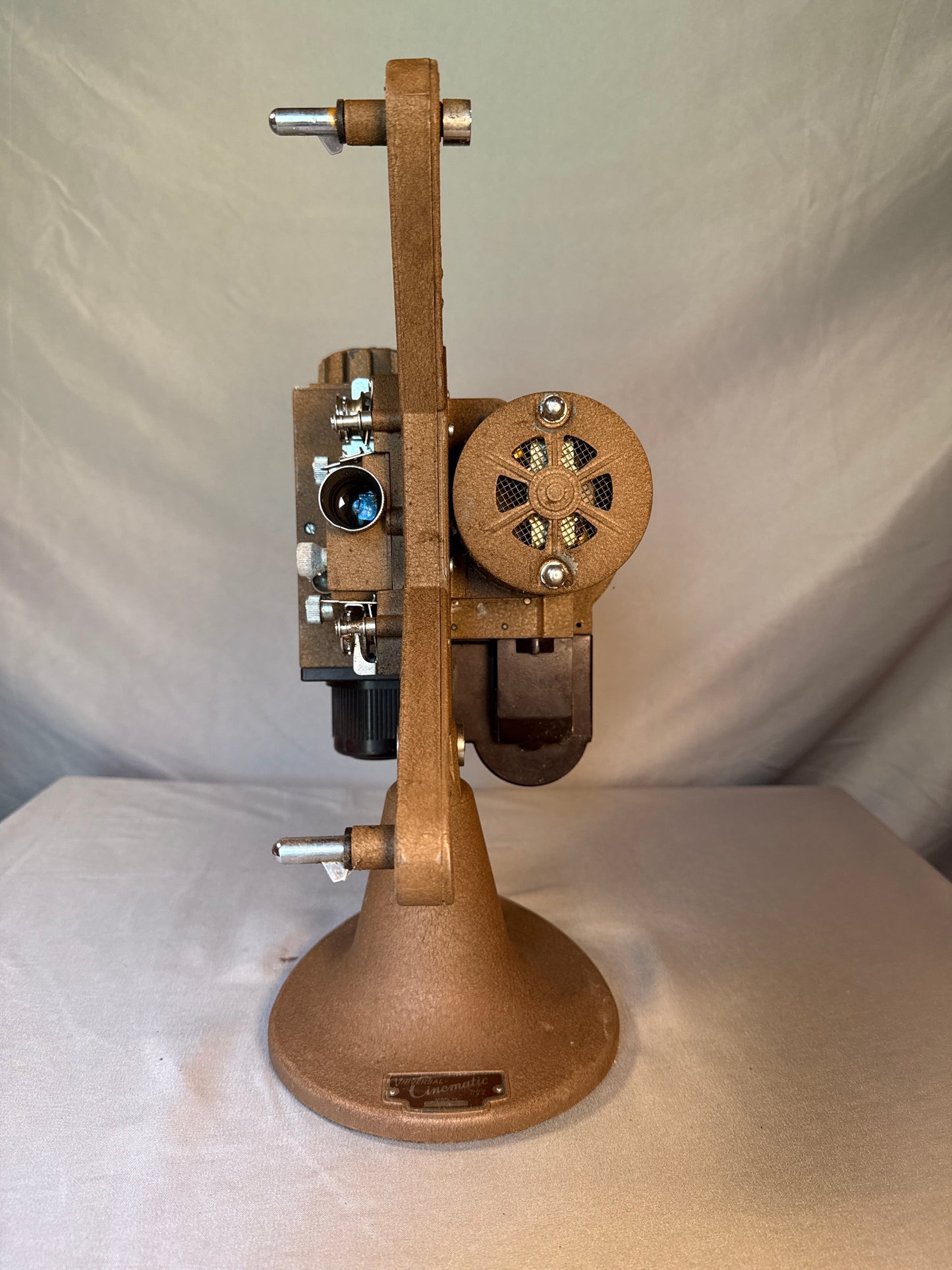 Universal Cinematic P-750 8mm Film Projector Vintage Movie Projector USA