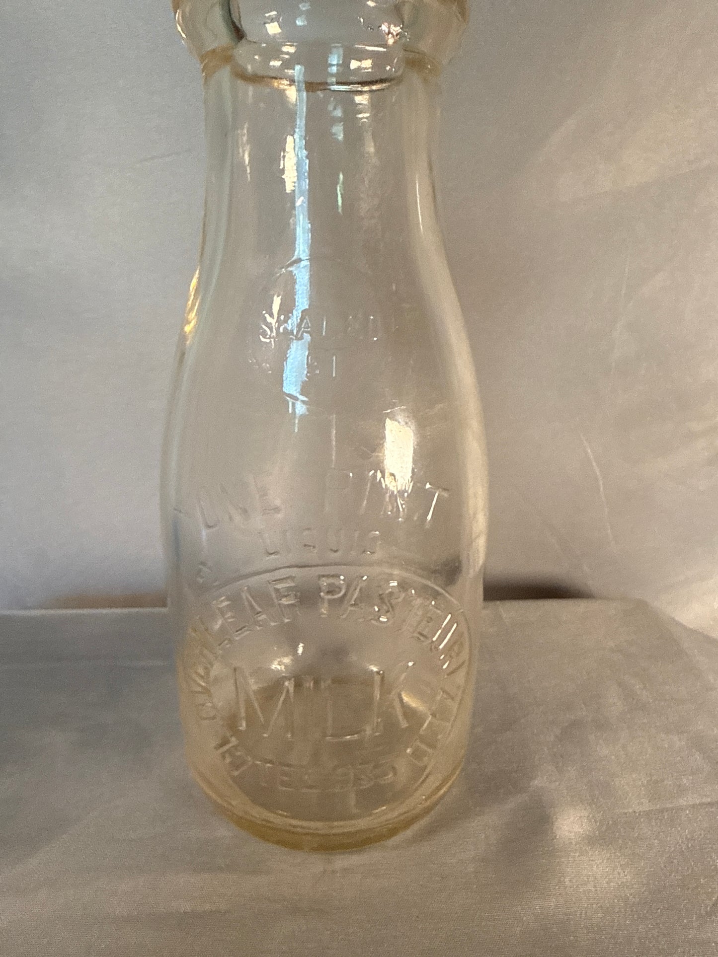 3 Vintage Embossed Dairy Milk Bottles Cloverleaf Union Dairy Union City TN