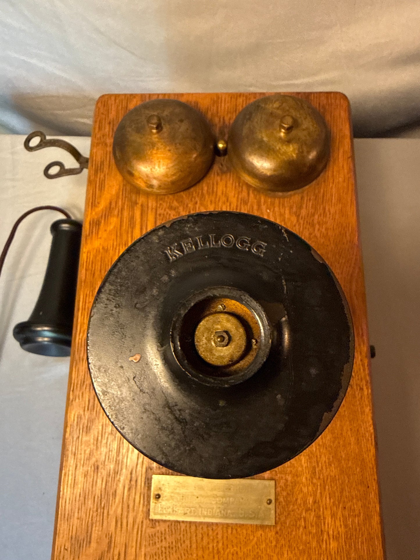 Antique Kellogg Oak Wall Crank Telephone Magneto Chicago Telephone Supply Co USA