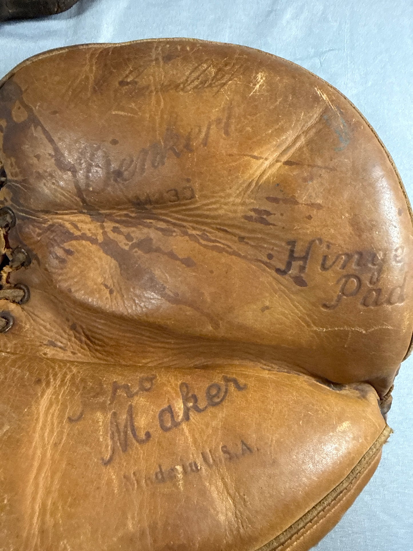 Vintage Denkert M230 Hinge Pad Catcher's Mitt & Antique Leather Baseball Cap