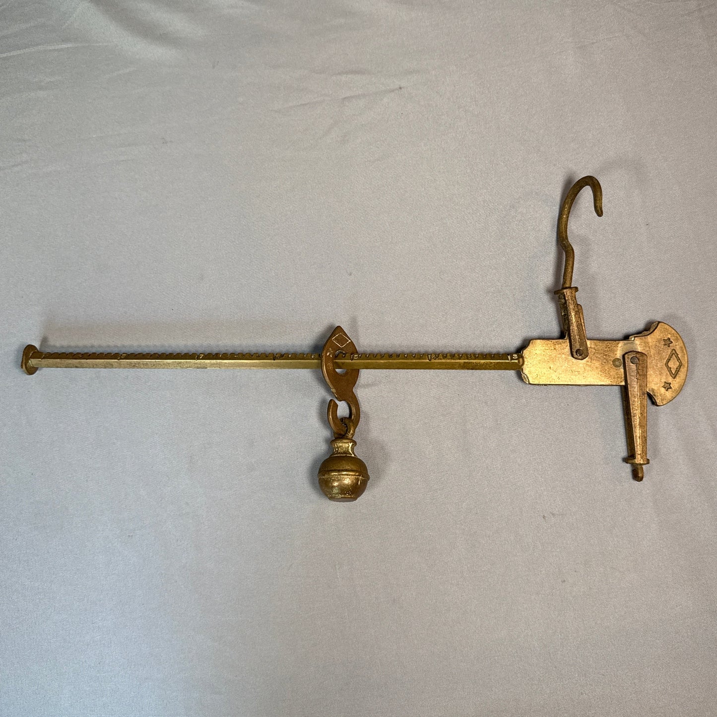 Antique Brass Balance Scale Hanging Steelyard Weight Scale Primitive Farm Tool Decor